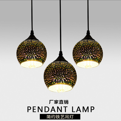 現(xiàn)代簡約客廳燈具創(chuàng)意 3D玻璃吊燈與紡織品遮篷的設(shè)計(jì)美學(xué)